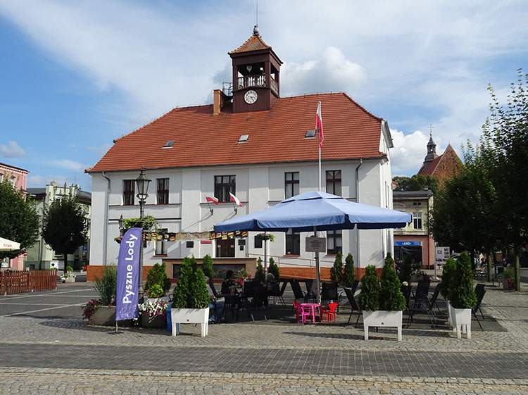 Ostrzeszów ciekawostki ratusz rynek muzeum